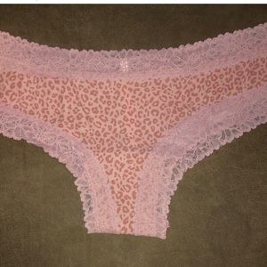NWT VS PINK HIPSTER